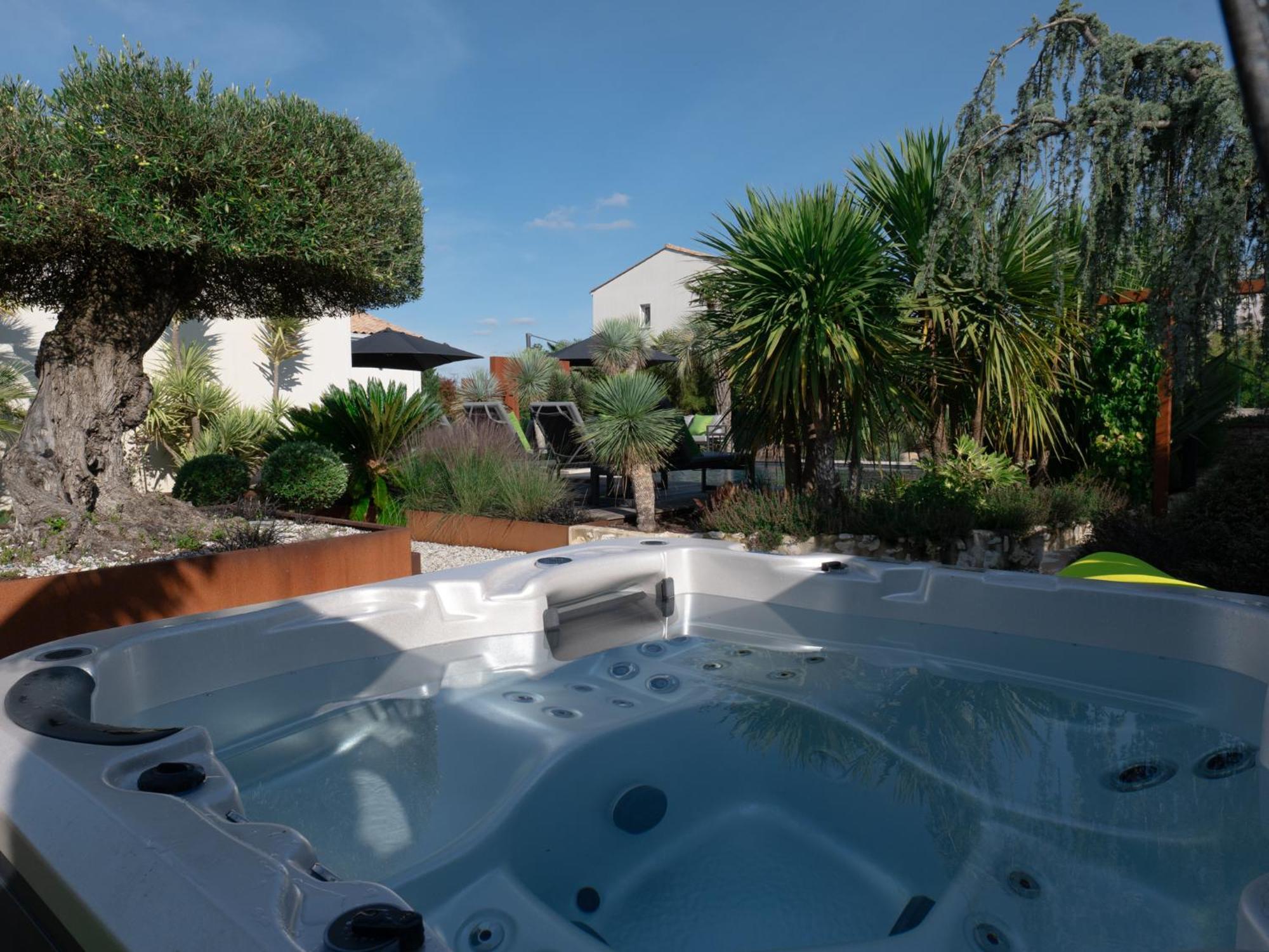 Villa Harmonie - Luxe, Jaccuzzi Et Piscine En Charente-Maritime Saint-Ciers-du-Taillon 外观 照片